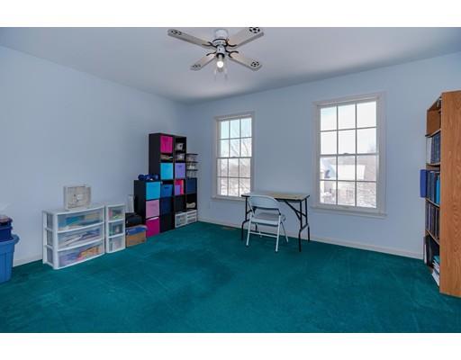 232 Robert Road Marlborough, MA 01752 - Photo 16 of 22 Gallery Image 16