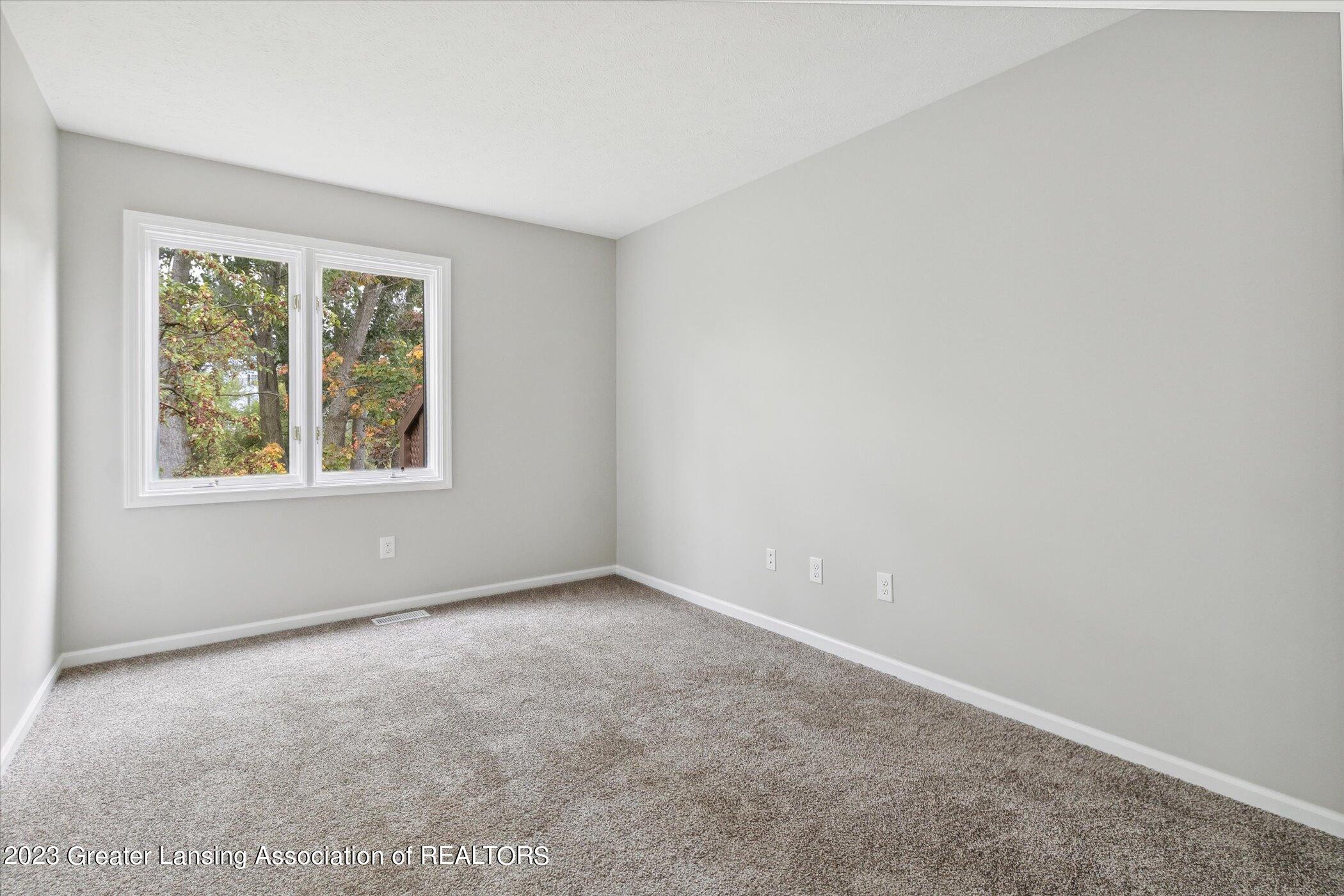6727 Spring Tree Lane, Unit 117 Lansing, MI 48917 - Photo 20 of 36 23-6727-Spring-Tree-Ln-Lansing-MI-48917-