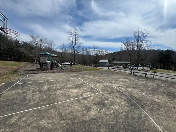 $142,000 | 438 Dogwood Circle, Traphill, NC 28685