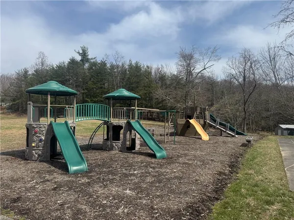 $142,000 | 438 Dogwood Circle, Traphill, NC 28685