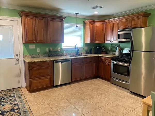 $175,000 | 928 Perrin Drive, Arabi, LA 70032