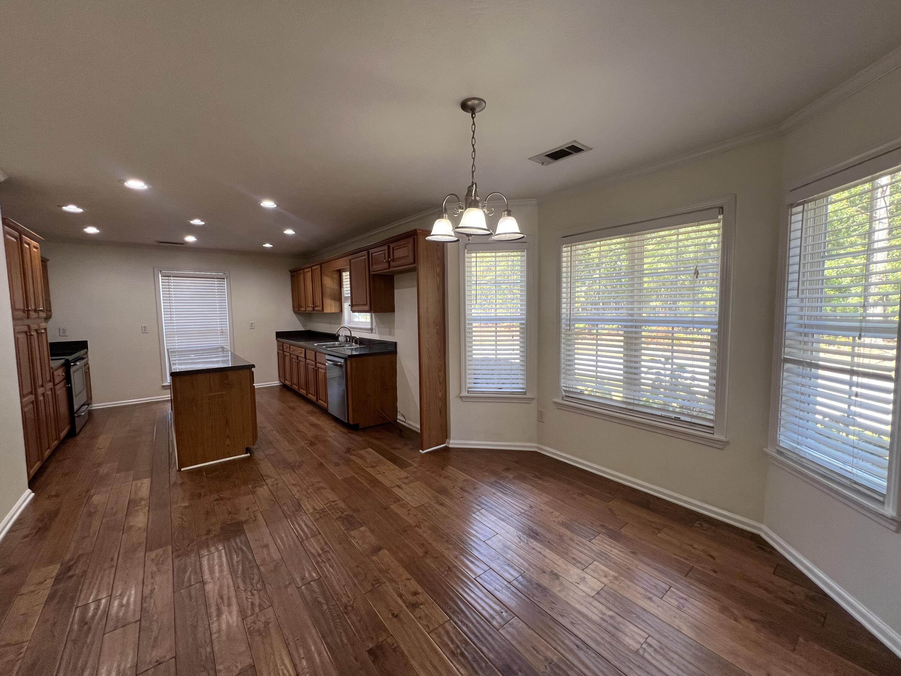 338 Devonshire Drive Thomson, GA 30824 - Photo 8 of 37 IMG_7047