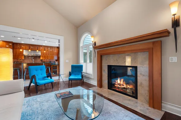 $1,250,000 | 2101 Hunters Ridge Court, Manitowoc, WI 54220