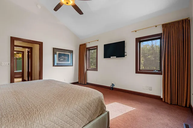 $1,250,000 | 2101 Hunters Ridge Court, Manitowoc, WI 54220