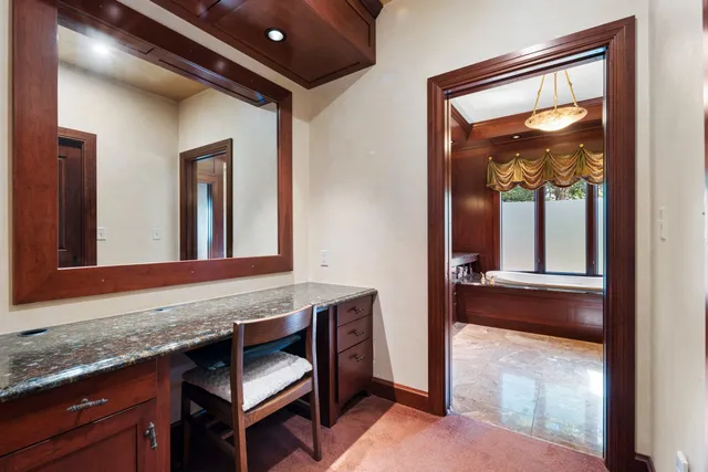 $1,250,000 | 2101 Hunters Ridge Court, Manitowoc, WI 54220