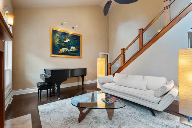 $1,250,000 | 2101 Hunters Ridge Court, Manitowoc, WI 54220