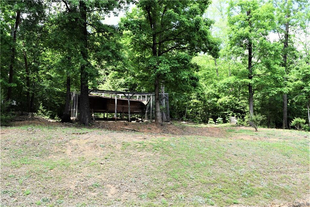 114 Rink Road Mayodan, NC 27027 - Photo 29 of 30 Ready to have Chickens: Large Chicken Coup
