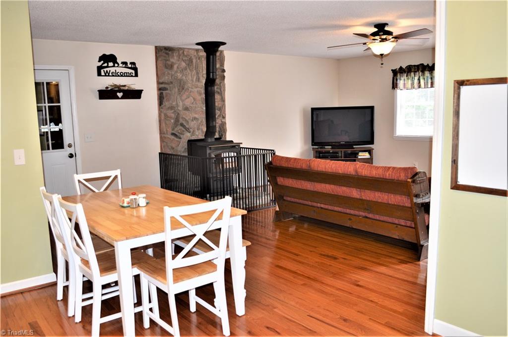 114 Rink Road Mayodan, NC 27027 - Photo 7 of 30 Dining Area that expands into Living Room