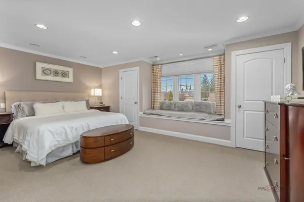 $449,999 | 2 North Tower Road, Oak Brook, IL 60523