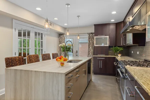 $449,999 | 2 North Tower Road, Oak Brook, IL 60523