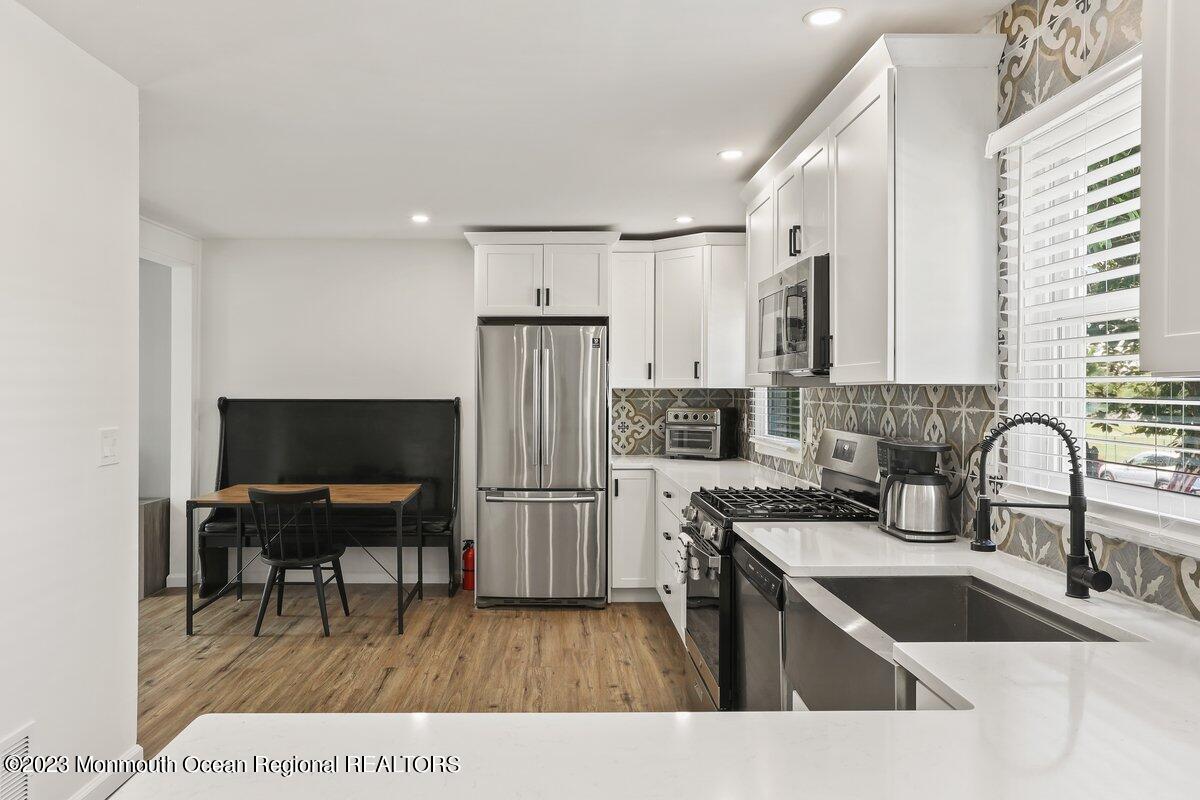 60 Robertsville Road Freehold, NJ 07728 - Photo 12 of 31 SMV_60RobertsvilleRd-14
