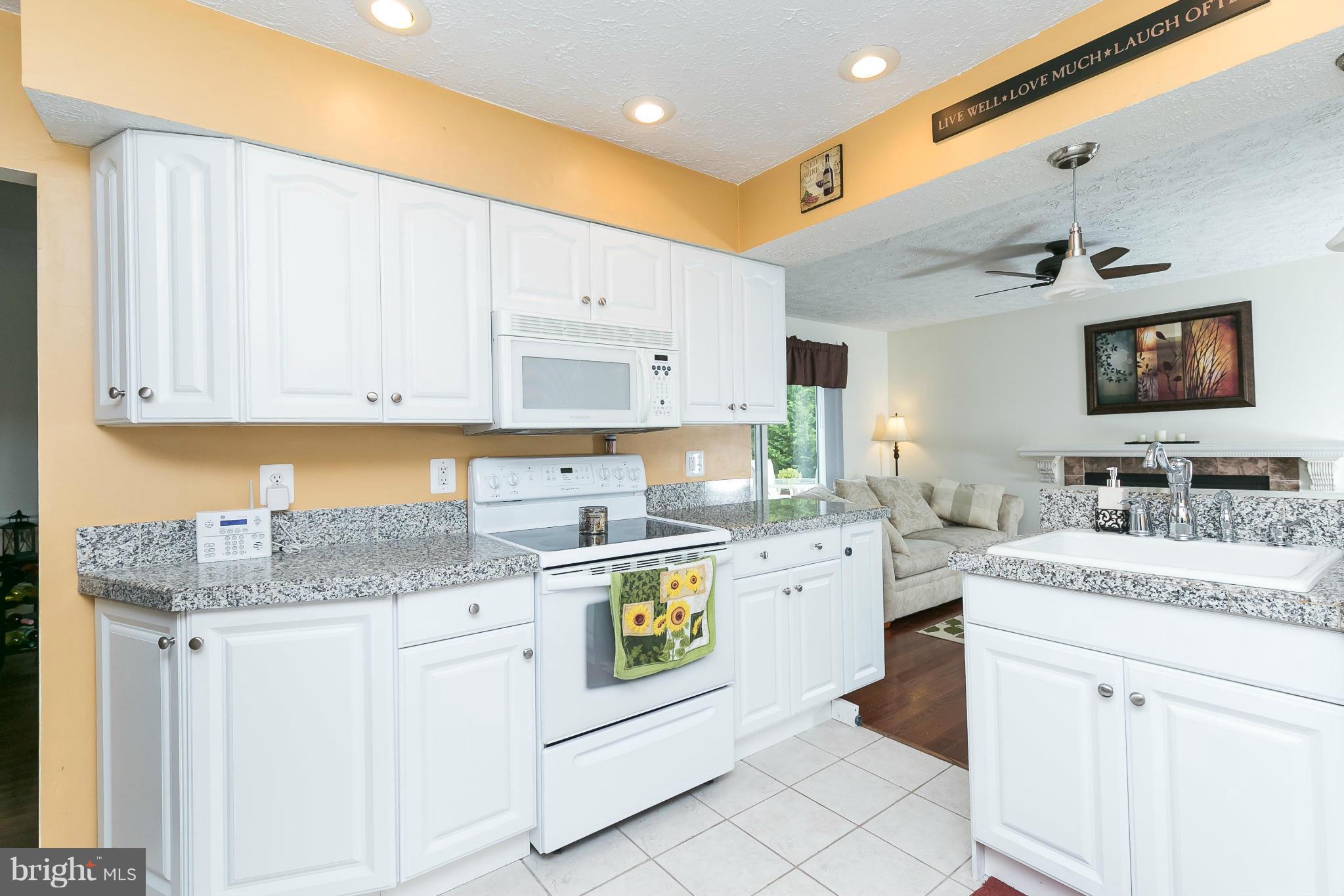 9105 Naygall Road Baltimore, MD 21234 - Photo 15 of 26 Kitchen