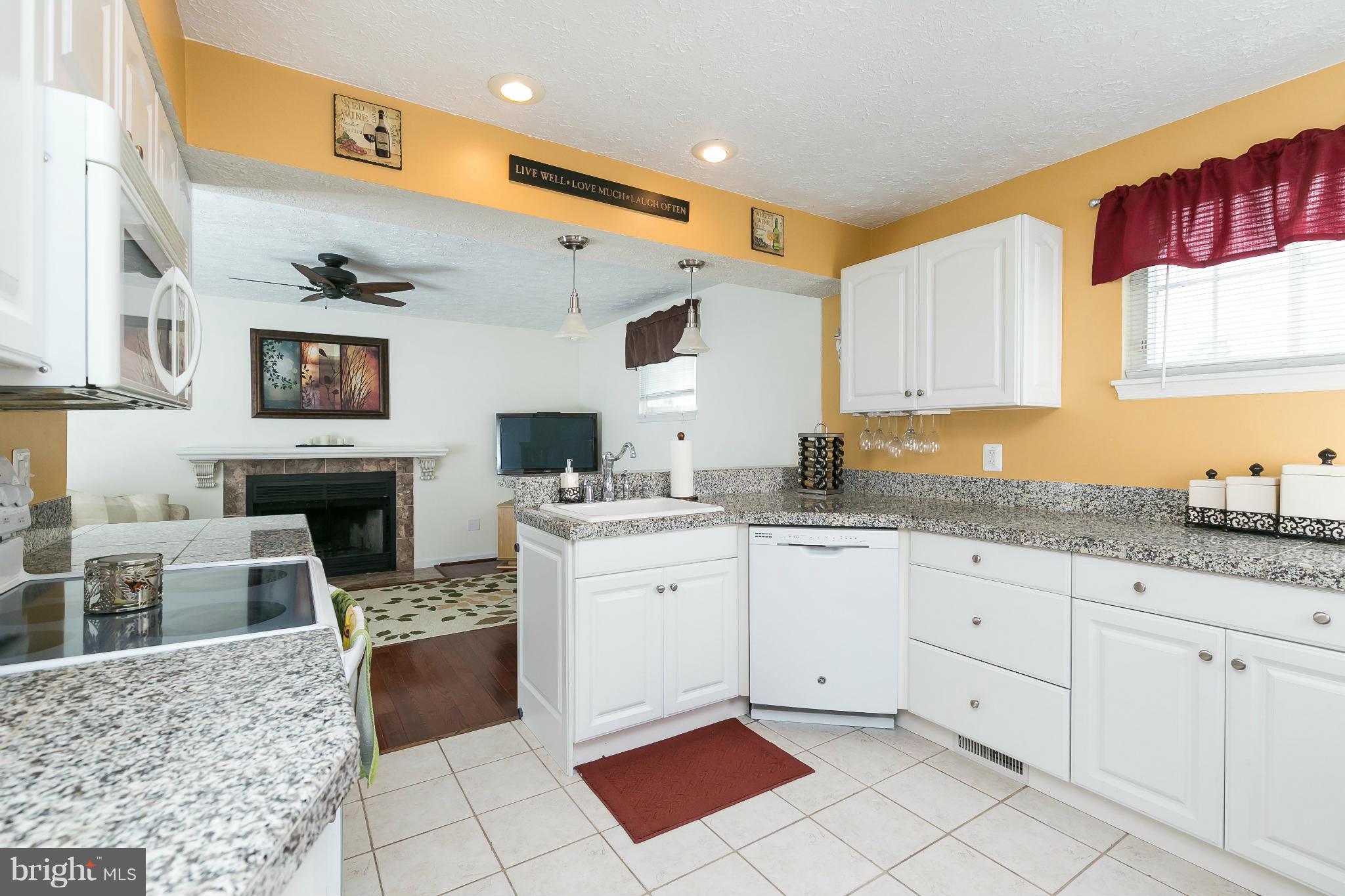 9105 Naygall Road Baltimore, MD 21234 - Photo 16 of 26 Kitchen