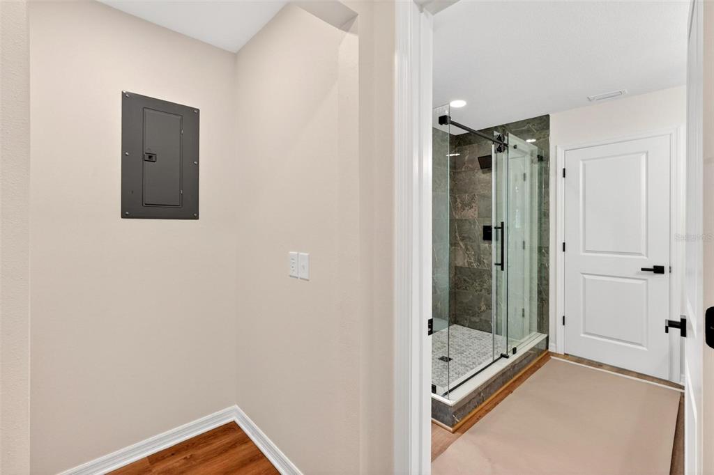 607 Thomas Avenue Leesburg, FL 34748 - Photo 33 of 50 a view of an empty room