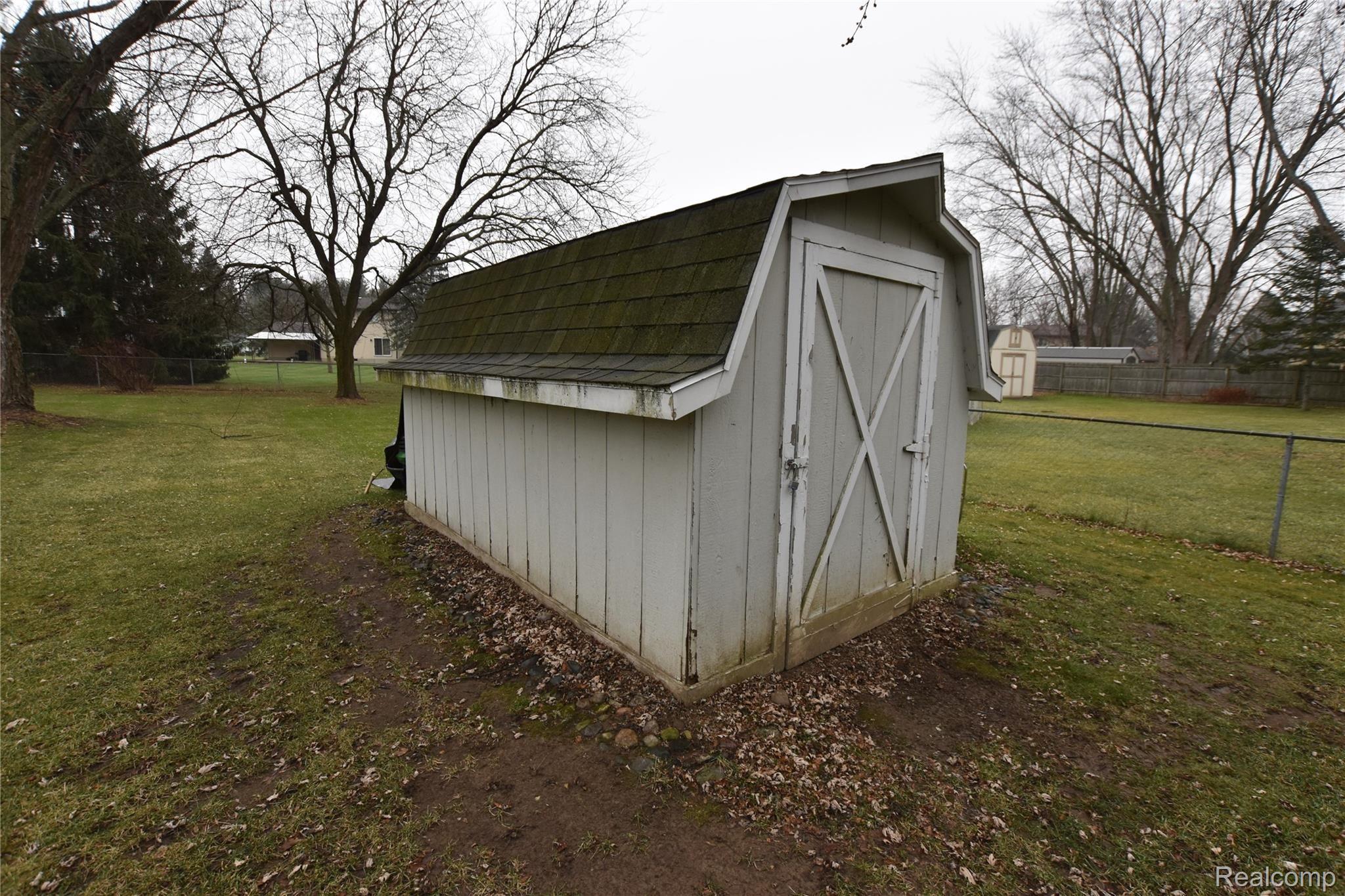 1231 Stonehenge Road Flint, MI 48532 - Photo 18 of 20 Shed