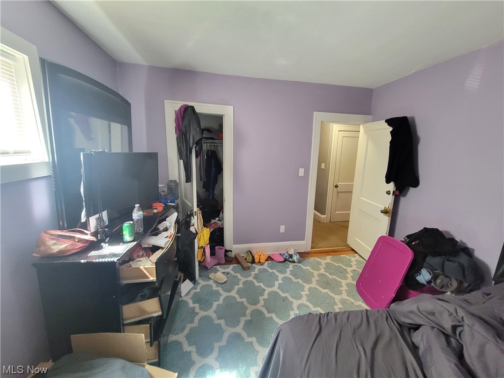 1166 Winston Road Cleveland, OH 44121 - Photo 17 of 24
