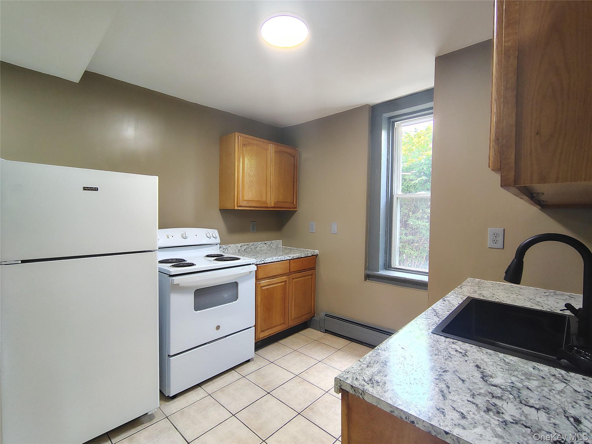 219 Mill Street, Unit 1` Poughkeepsie, NY 12601 - Photo 4 of 16