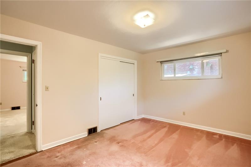 9558 Meadow Road Allison Park, PA 15101 - Photo 15 of 22 2nd Bedroom
