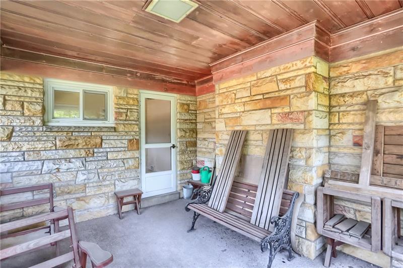 9558 Meadow Road Allison Park, PA 15101 - Photo 20 of 22 Sunroom area