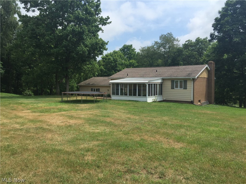15633 McDonald Road Lisbon, OH 44432 - Photo 2 of 9