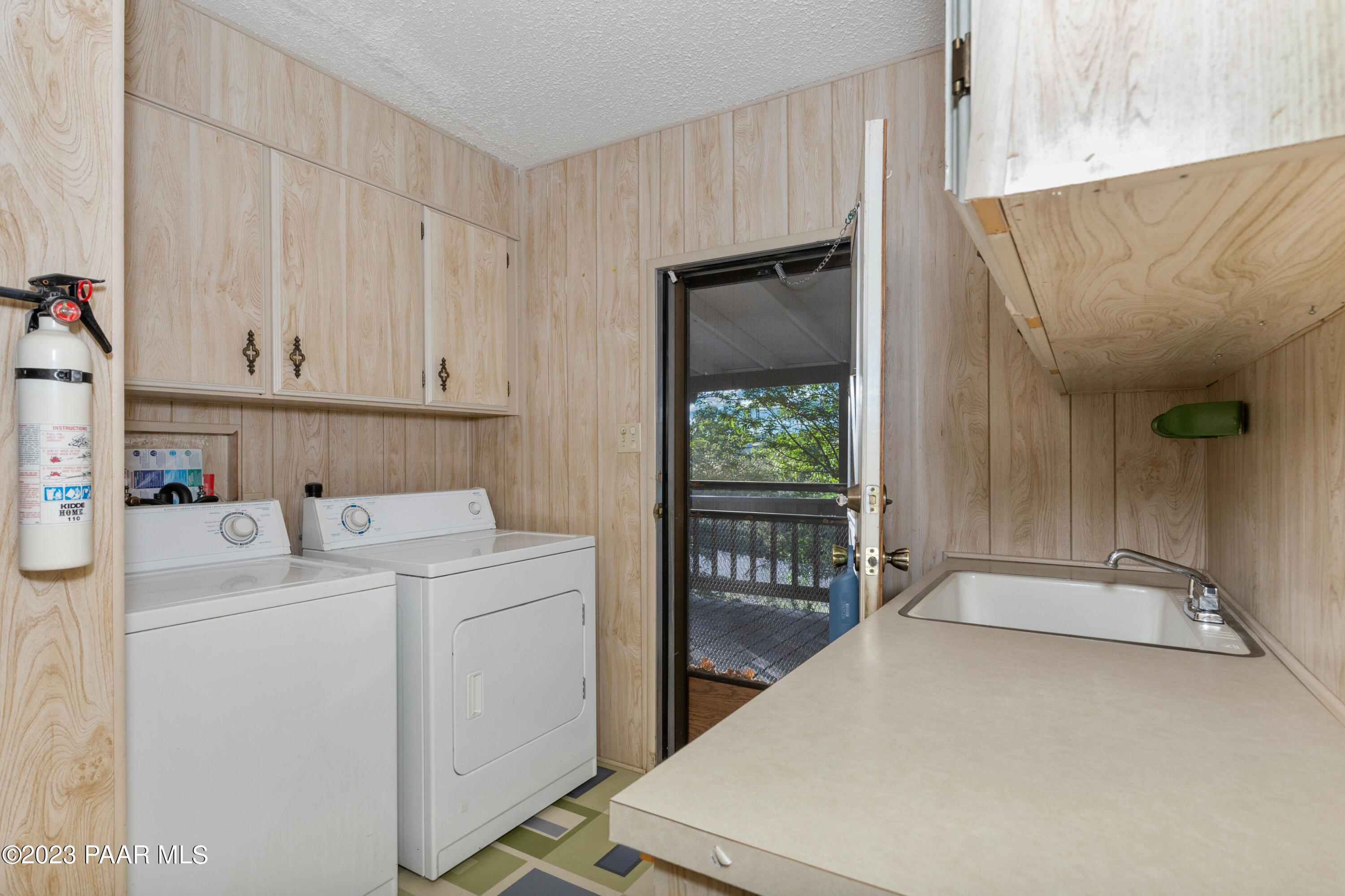 10311 Brahma Road Dewey, AZ 86327 - Photo 15 of 21 Laundry Room