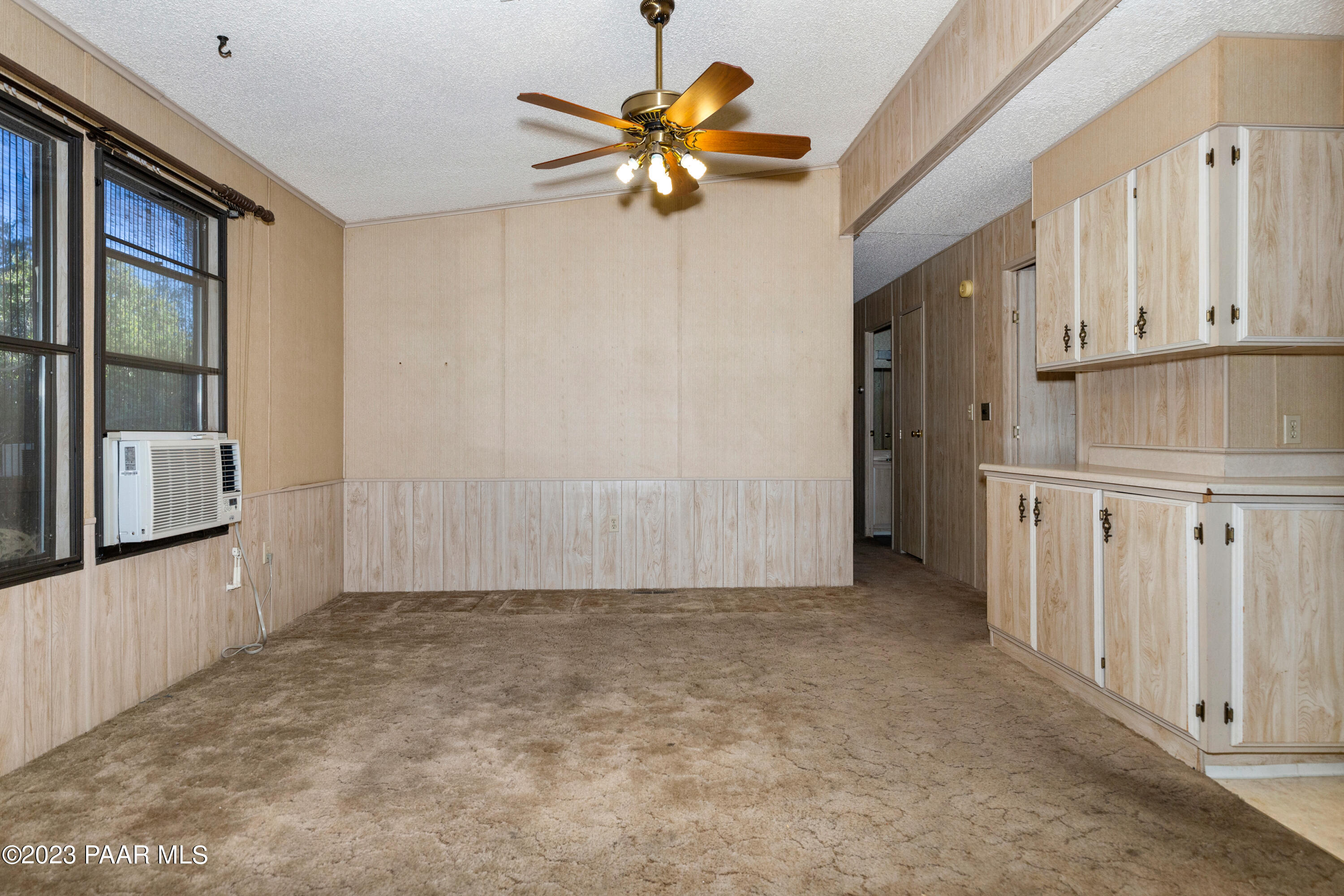 10311 Brahma Road Dewey, AZ 86327 - Photo 7 of 21 Dining Room