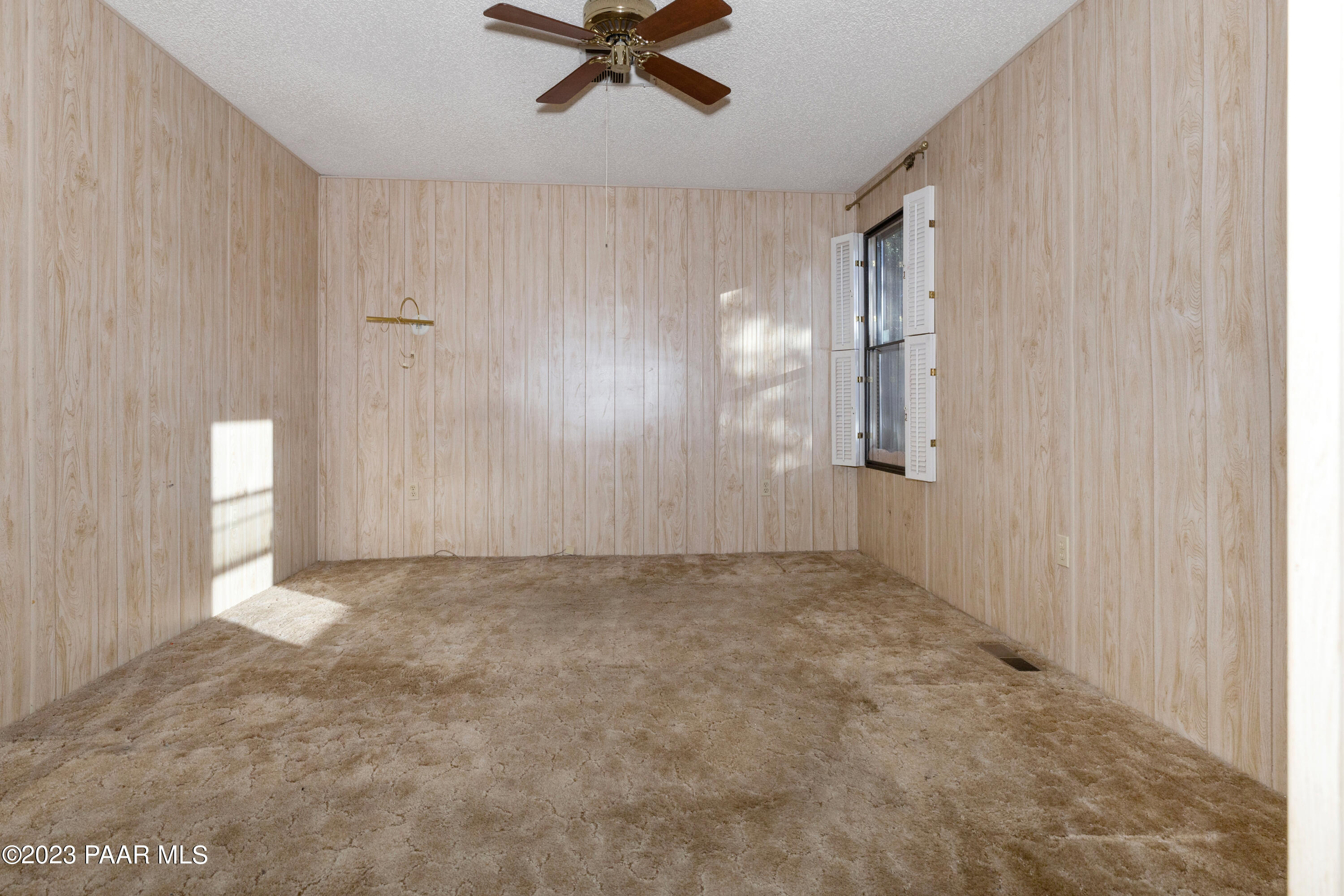 10311 Brahma Road Dewey, AZ 86327 - Photo 8 of 21 Master Bedroom