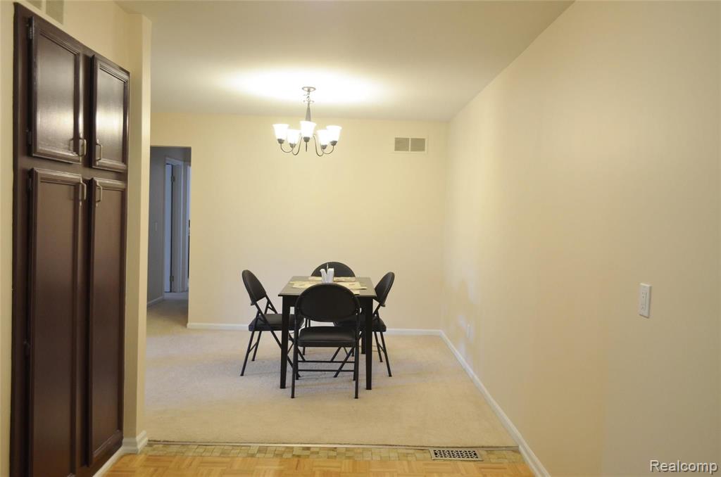 29602 Middlebelt Road, Unit 2801 Farmington Hills, MI 48334 - Photo 11 of 42