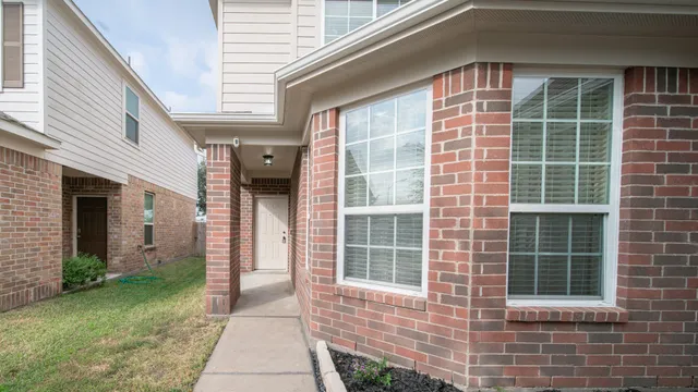 $2,350 | 18115 June Oak Street, Cypress, TX 77429