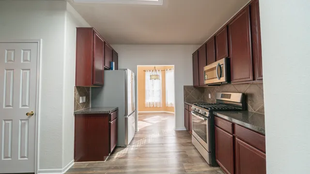 $2,350 | 18115 June Oak Street, Cypress, TX 77429