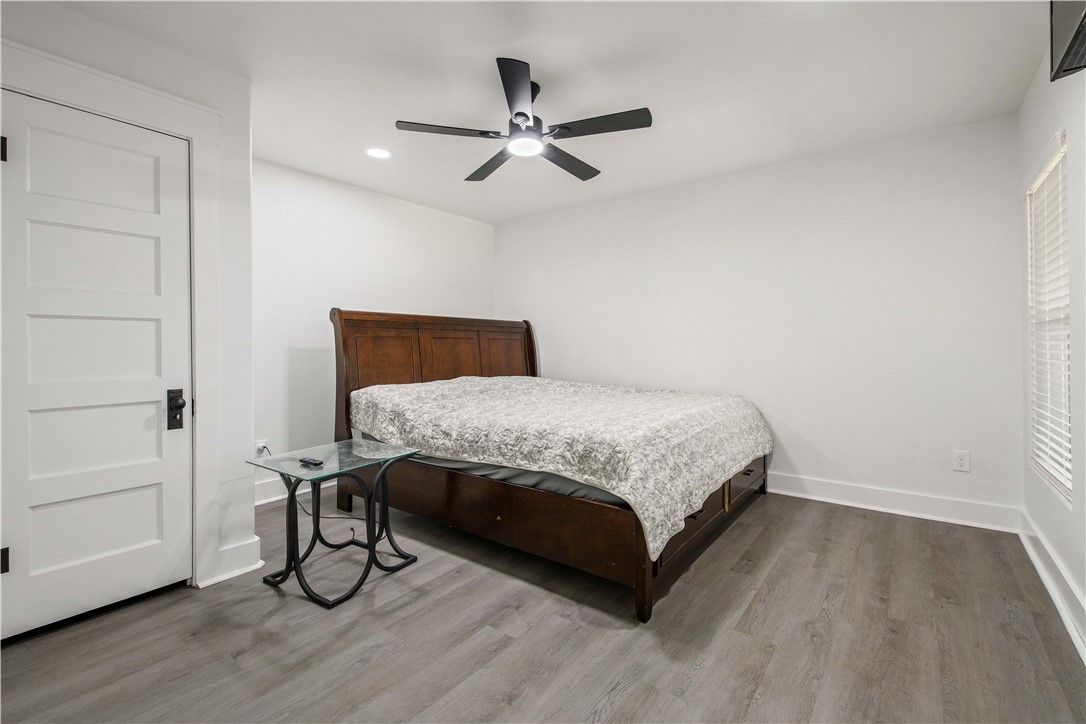 902 Post Oak Street Hearne, TX 77859 - Photo 12 of 20
