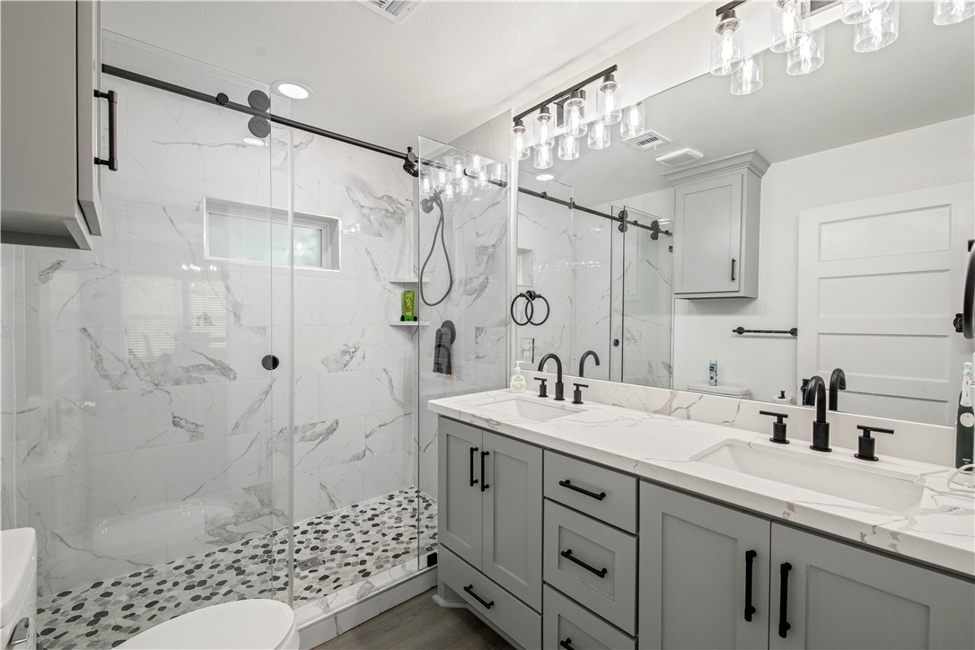 902 Post Oak Street Hearne, TX 77859 - Photo 17 of 20