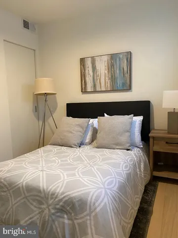 $325,000 | 2422-2424 17th Street Northwest, Unit 207, Washington, DC 20009