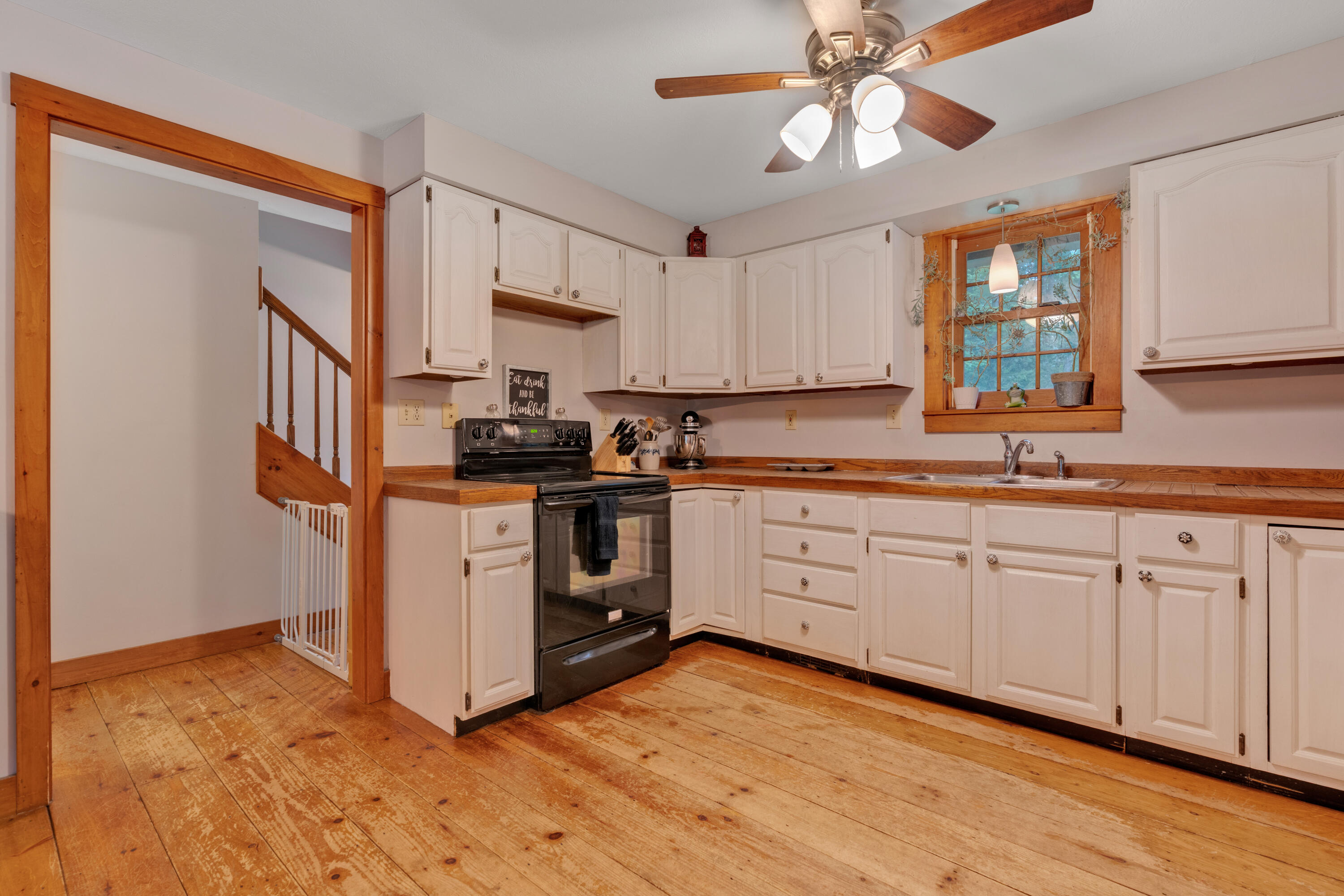 1148 West Road Waterboro, ME 04087 - Photo 10 of 32 _DSC3994