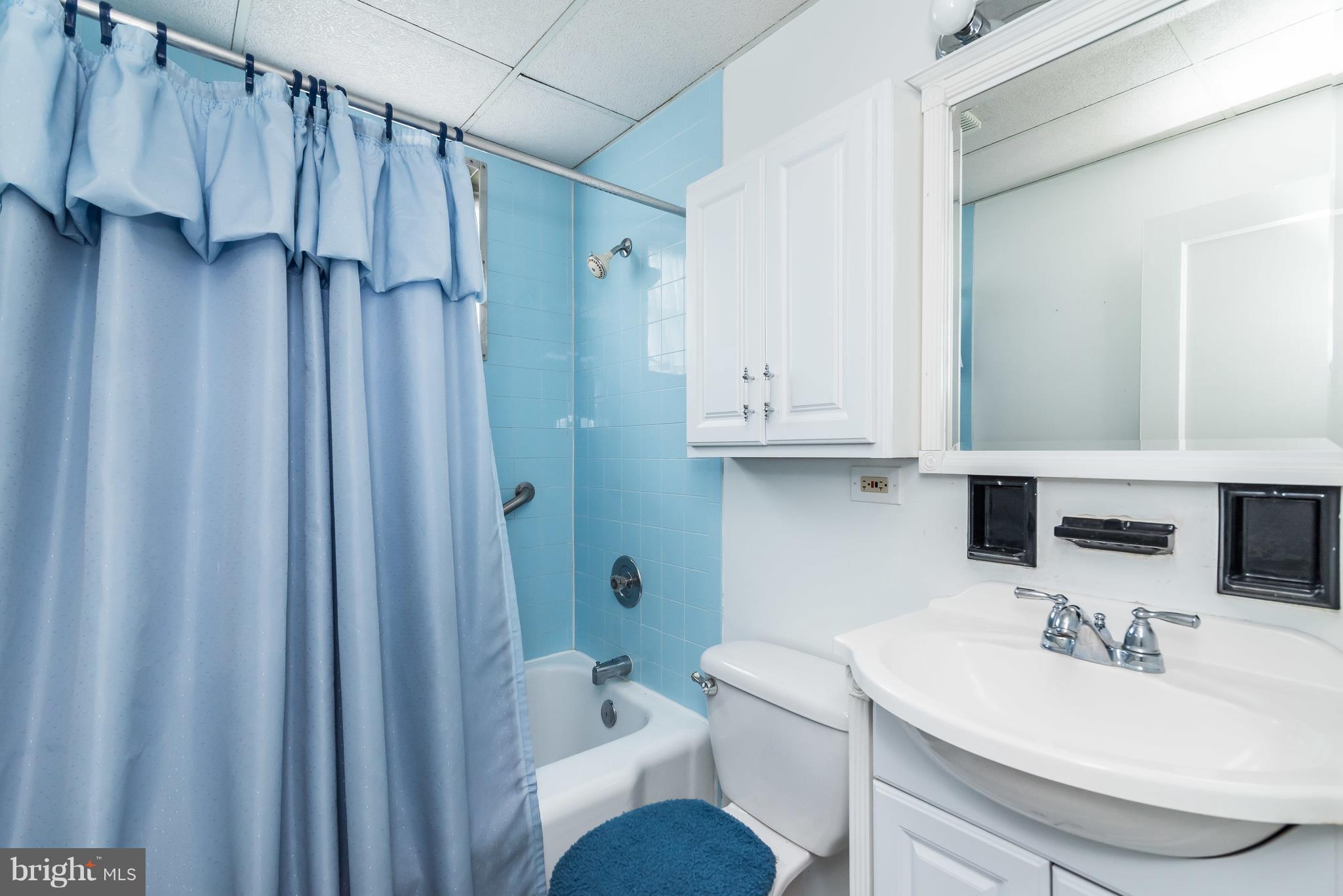 2604 Ambler Road Baltimore, MD 21222 - Photo 14 of 30 Bath (Master)