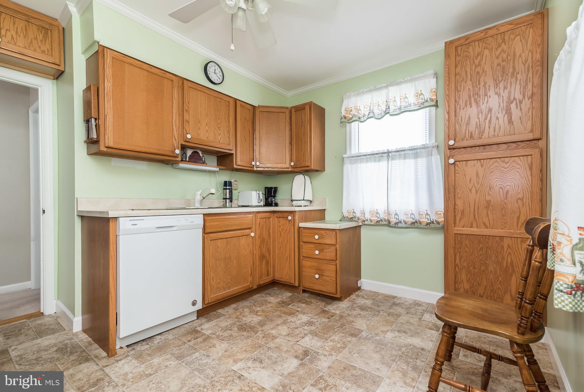 2604 Ambler Road Baltimore, MD 21222 - Photo 8 of 30 Kitchen