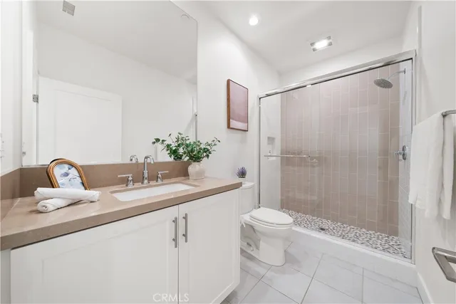 $2,060,000 | 121 Tall Reed, Irvine, CA 92618