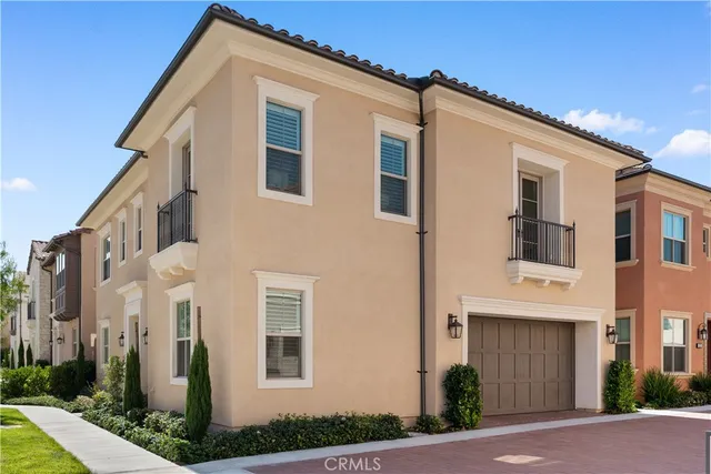 $2,060,000 | 121 Tall Reed, Irvine, CA 92618