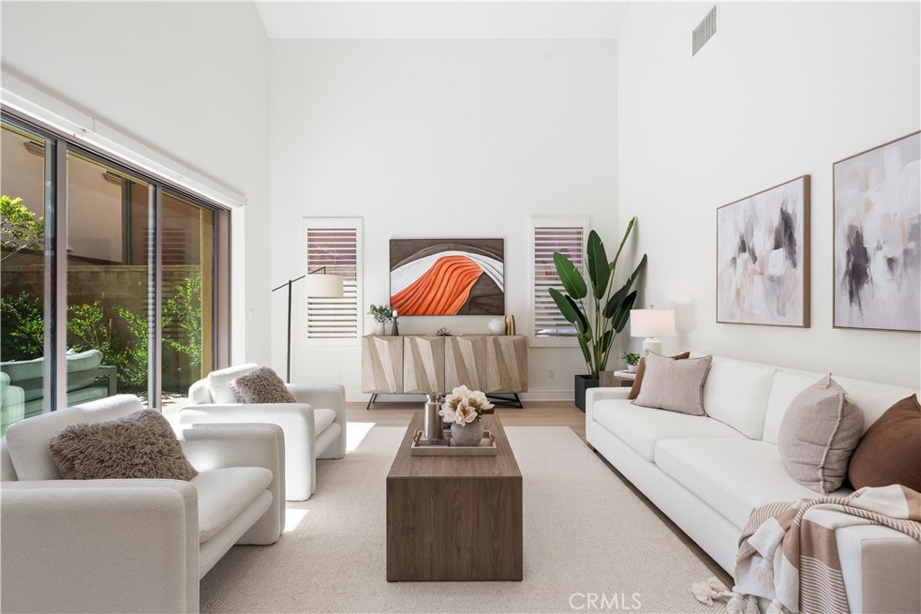 121 Tall Reed Irvine, CA 92618 - Photo 7 of 49