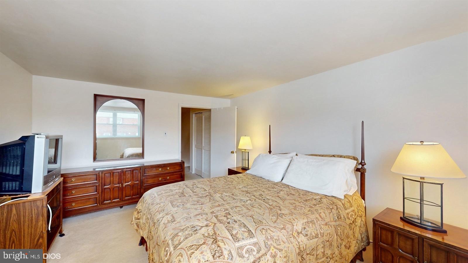 8511 Bridle Road Philadelphia, PA 19111 - Photo 13 of 27 executive suite