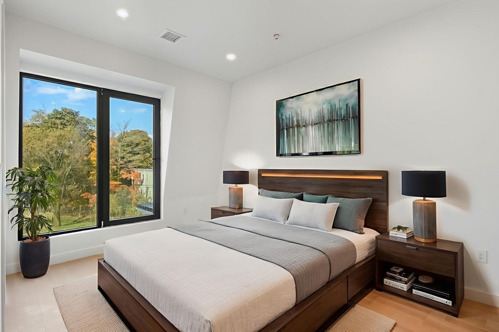 22 High Street, Unit PH11 Boston, MA 02122 - Photo 15 of 24