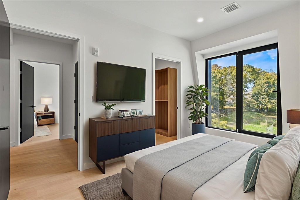 22 High Street, Unit PH11 Boston, MA 02122 - Photo 16 of 24