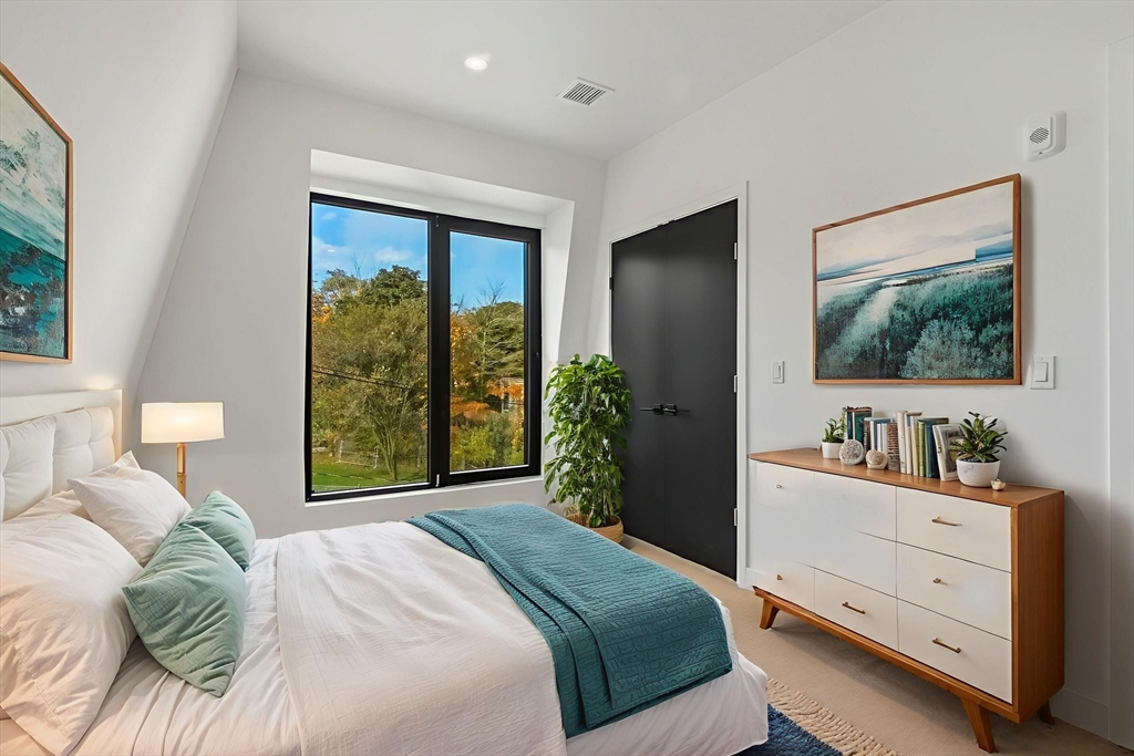 22 High Street, Unit PH11 Boston, MA 02122 - Photo 20 of 24