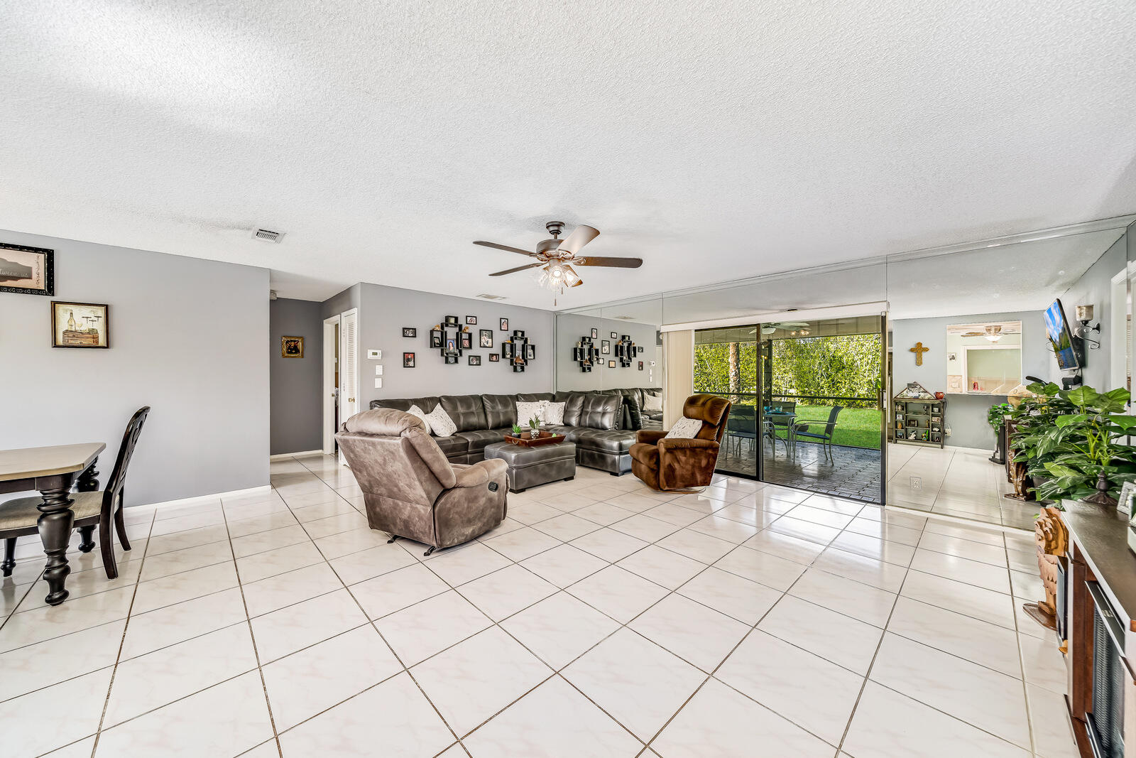 9669 Lancaster Place Boca Raton, FL 33434 - Photo 18 of 70 18-Interior-24