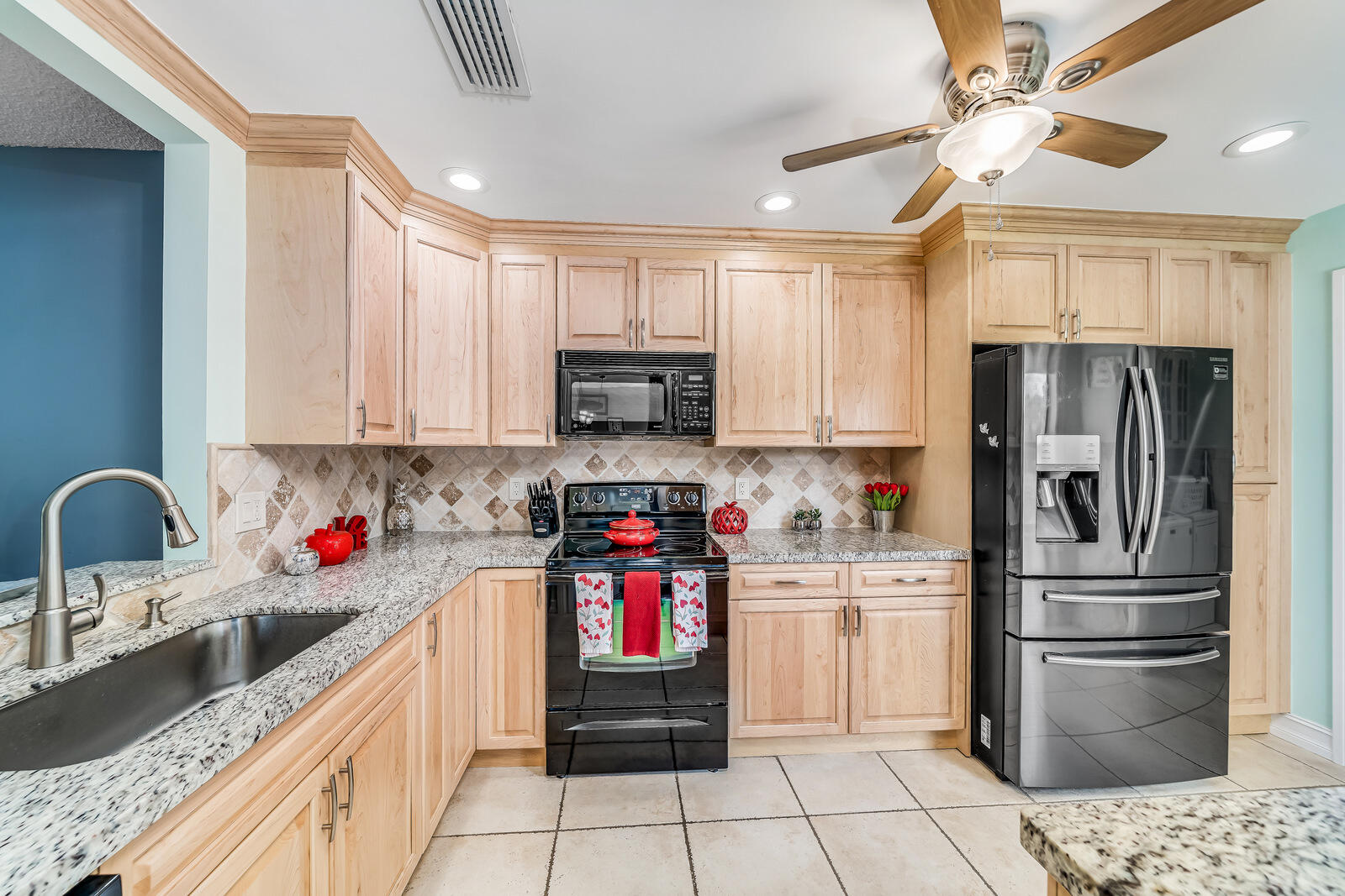 9669 Lancaster Place Boca Raton, FL 33434 - Photo 26 of 70 26-Interior-8