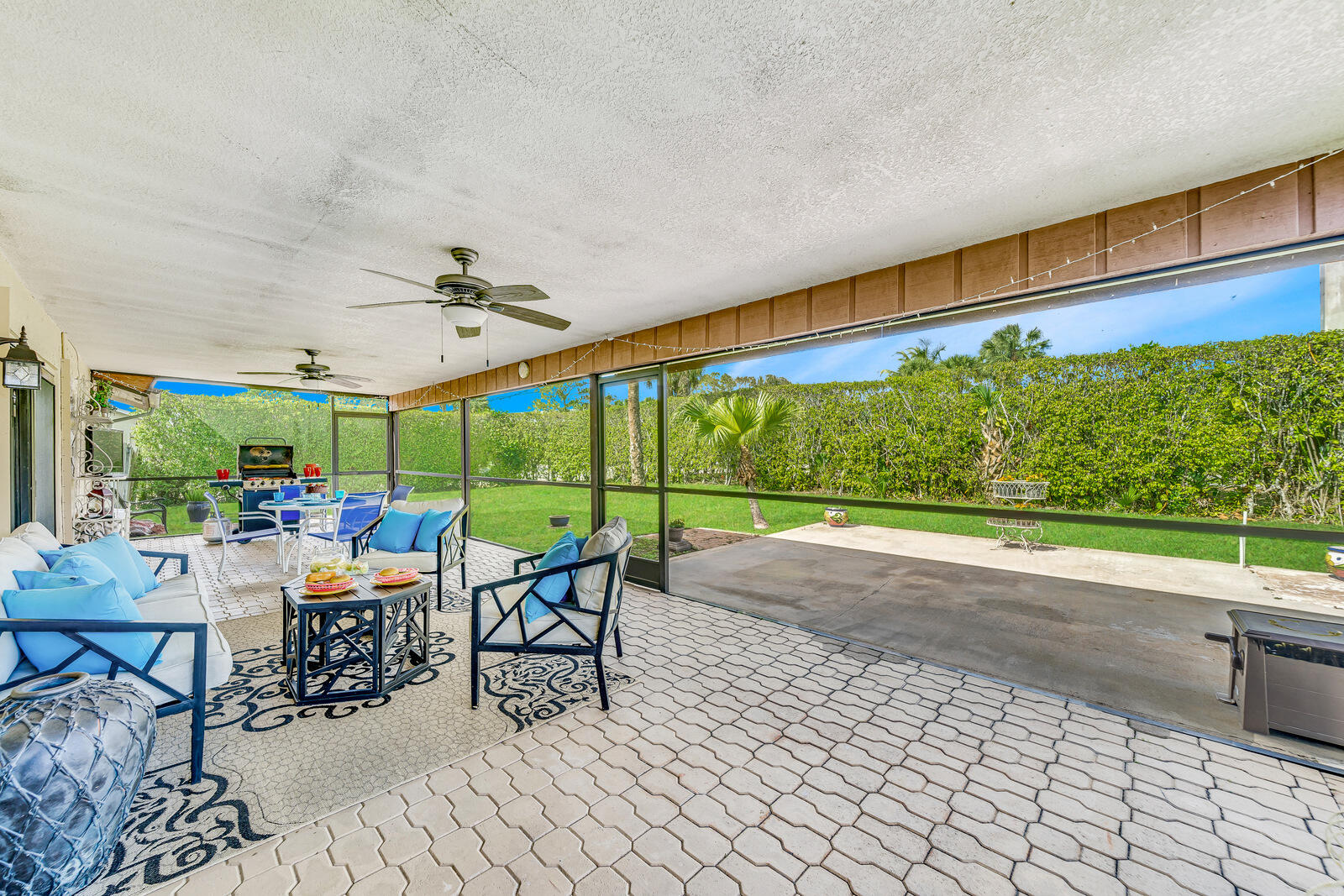 9669 Lancaster Place Boca Raton, FL 33434 - Photo 45 of 70 46-Exterior-7