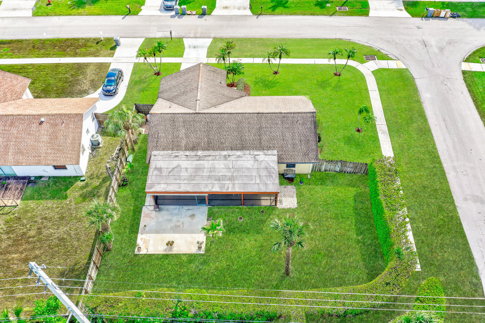 9669 Lancaster Place Boca Raton, FL 33434 - Photo 9 of 70 HUGE YARD