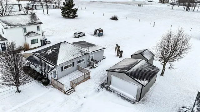 $185,000 | 3242 Eme Road, Arcola, IN 46704