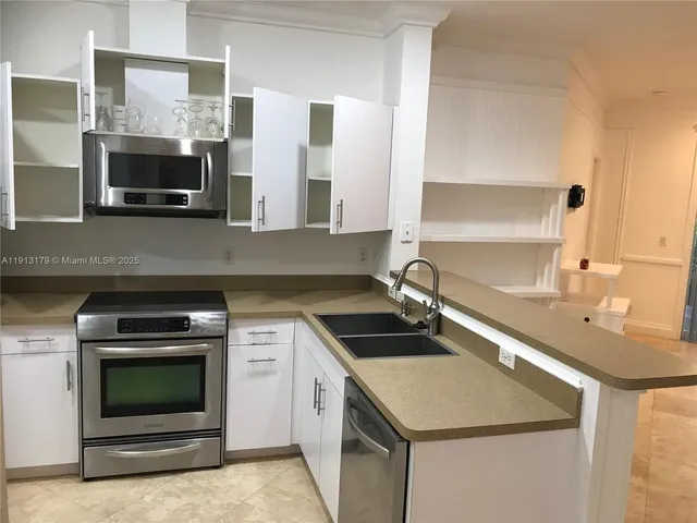 $2,800 | 5500 Northwest 90th Terrace, Sunrise, FL 33351