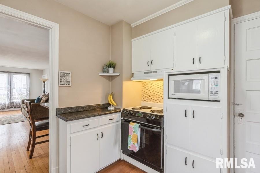 2444 33rd Street Moline, IL 61265 - Photo 11 of 15 Gallery Image 11